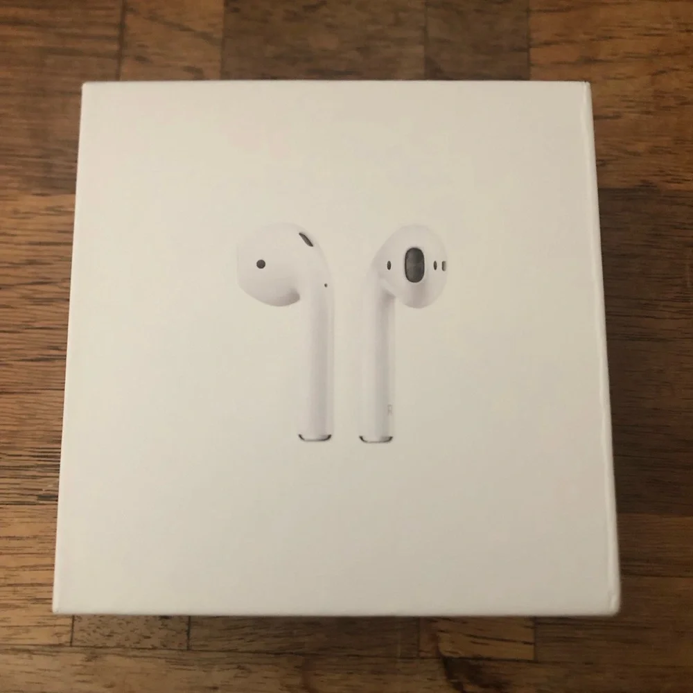 Apple AirPods [BEST OFFER TAKES IT]